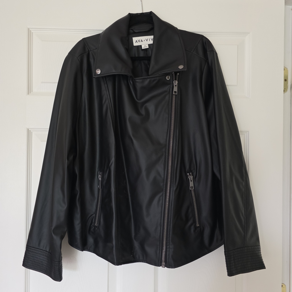 Ava & Viv Women's Sleek Black Leather Jacket 2X NWT